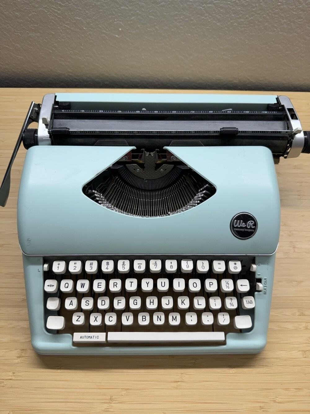 We R Memory Keepers Typewriter Typecast - Mint- Needs Ink Ribbon- Works great!